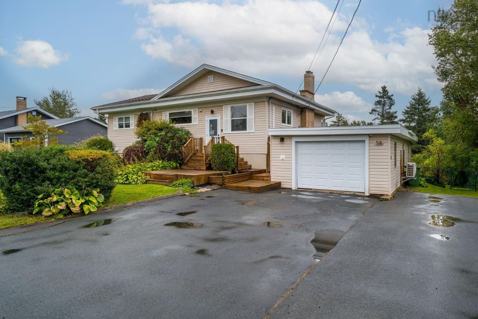 Property Photo:  58 Oceanlea Drive  NS B3G 1E4 