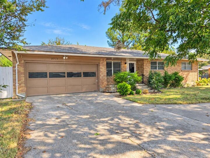 Property Photo: 2711 Morton Street TX 75020