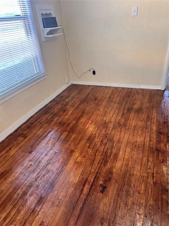 Property Photo:  106 N Mill Street  TX 76230 