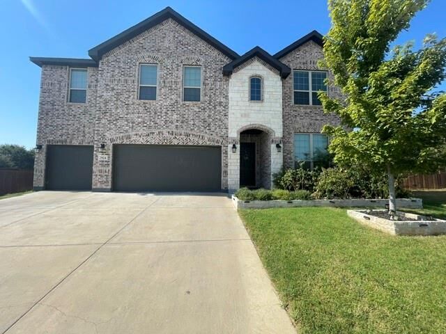 Property Photo:  2924 Spirit Woods Lane  TX 76001 