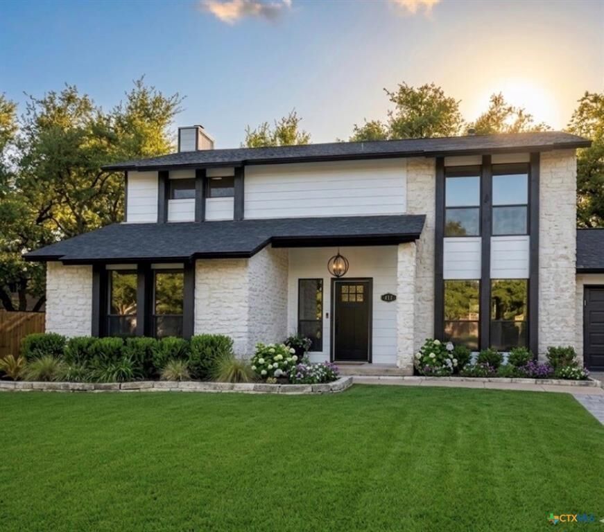Property Photo:  13202 Adoniss Drive  TX 78729 
