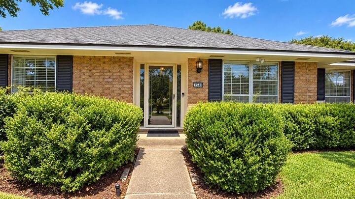 Property Photo:  1548 Ramberlyn Way  LA 71105 