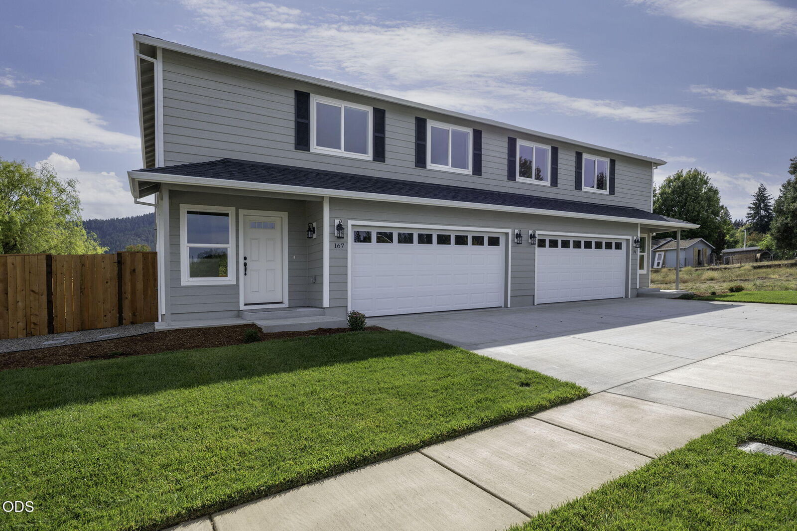 Property Photo:  167 SE Champagne Court  OR 97527 