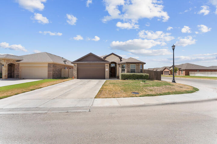 Property Photo: 6919 Brooks Ranch Rd TX 79765