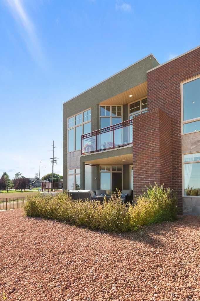 Property Photo:  50 Palisades Mews NE  AB T1C 2B5 