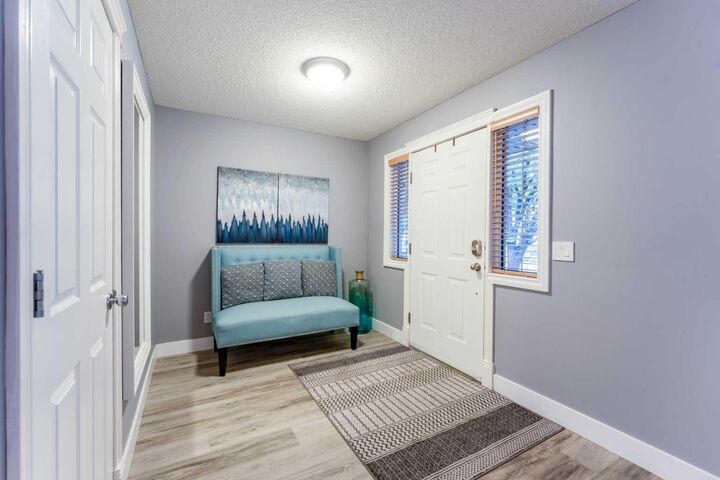 Property Photo: 43 Elgin Drive SE AB T2Z 3Y7