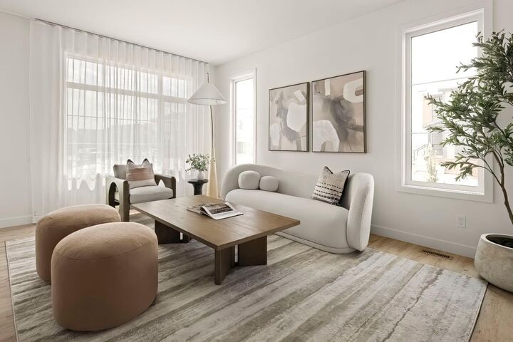 Property Photo:  815 Sora Boulevard SE  AB T3S 0M7 