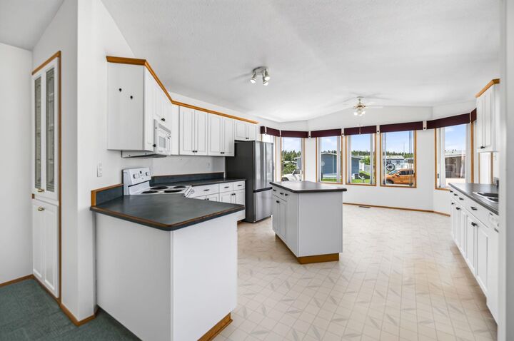 Property Photo:  37534 England Way 327  AB T4S 2C3 