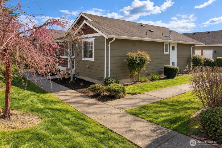 Property Photo: 1803 Wildflower Way WA 98284