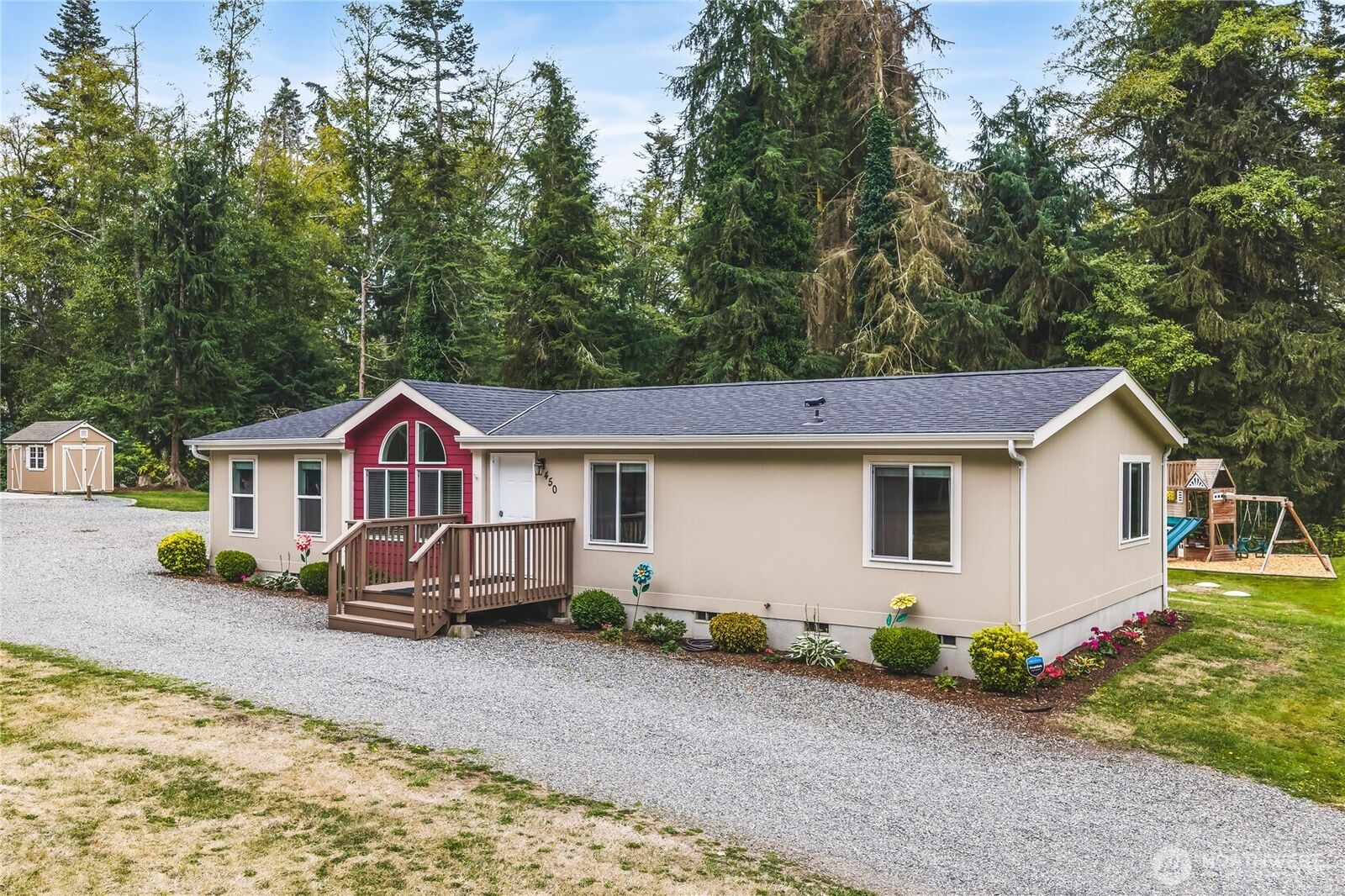 Property Photo: 450 Secluded Lane WA 98277