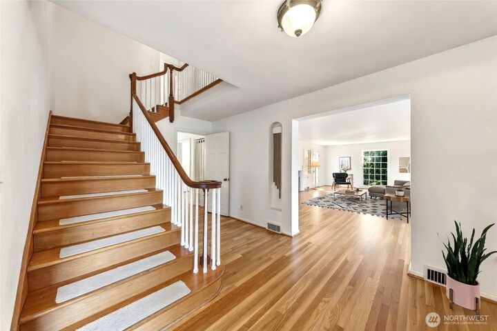 Property Photo: 444 Washington Street WA 99362