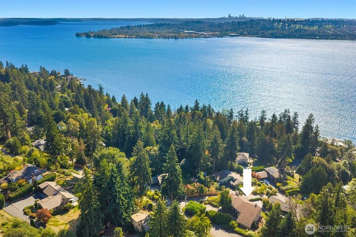 Property Photo: 11925 73rd Place NE WA 98034