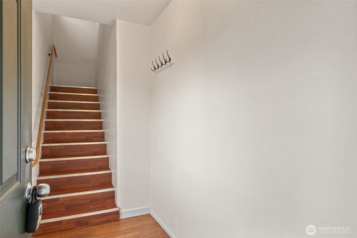 Property Photo: 4724 S Findlay Street B WA 98118