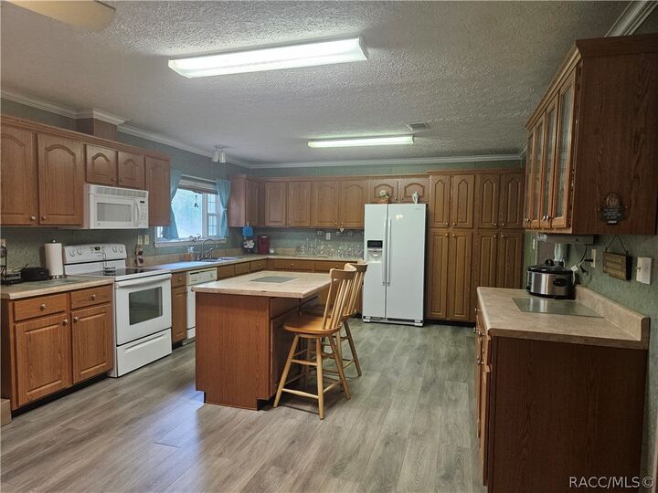 Property Photo: 2905 N Turkey Oak Drive FL 34428