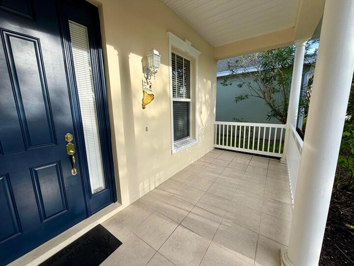 Property Photo: 10558 SW Westlawn Boulevard FL 34987