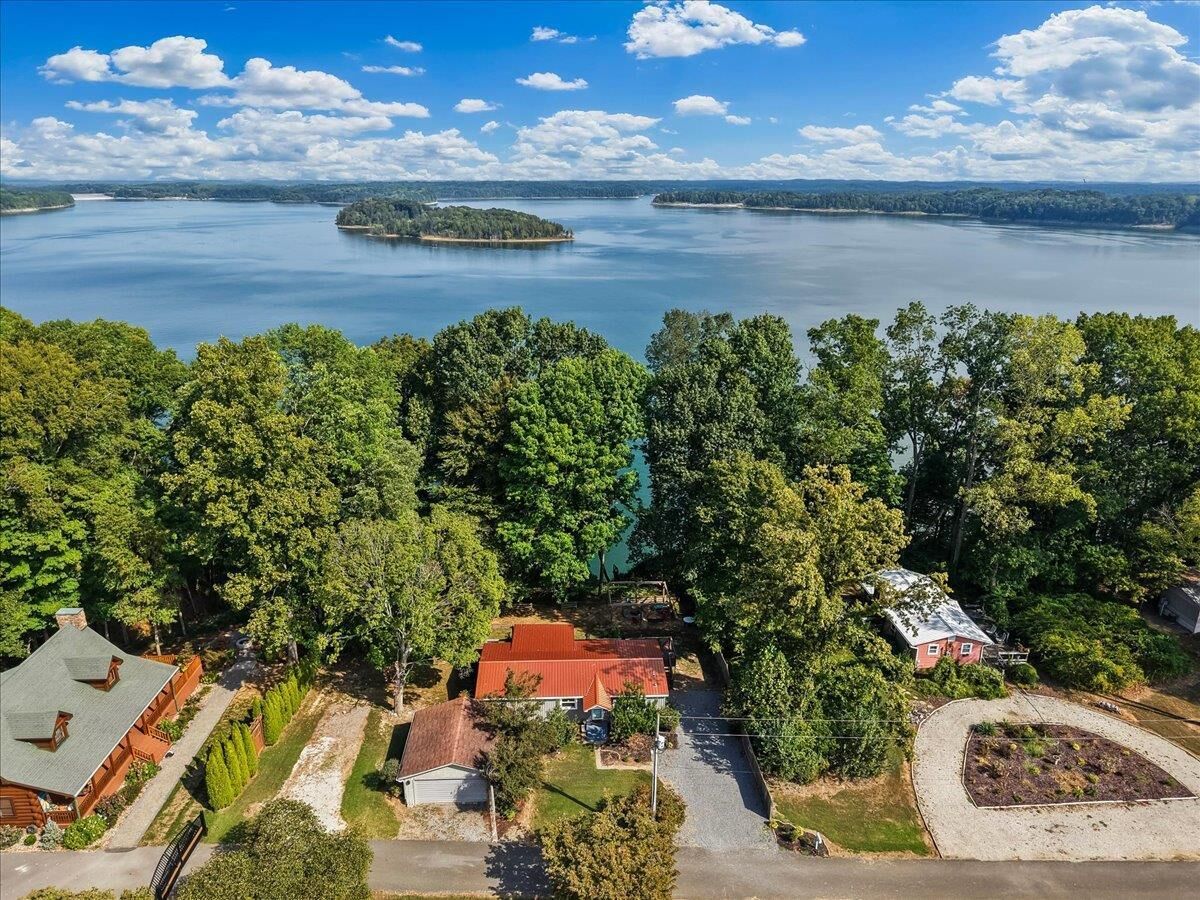 Property Photo:  360 Maple Drive  KY 42164 