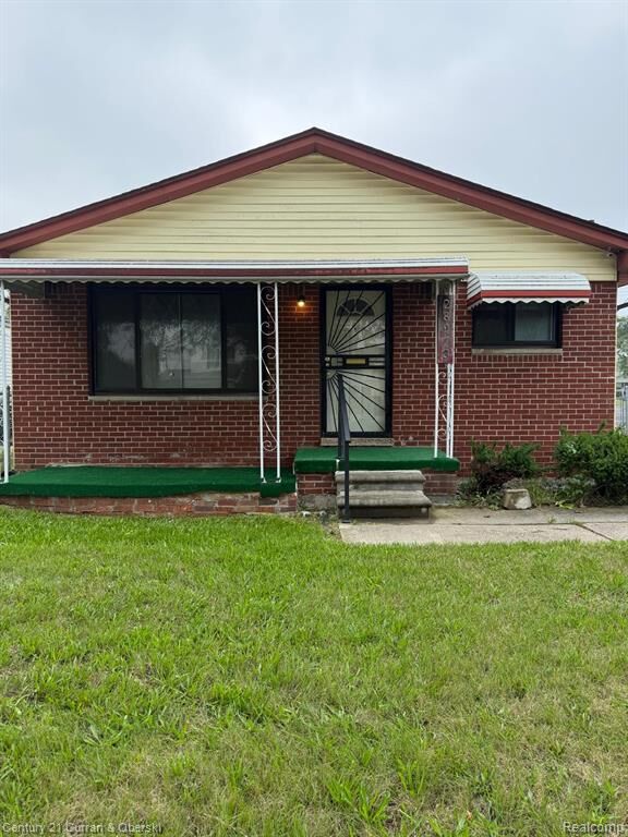 Property Photo: 28973 Annapolis Road MI 48186