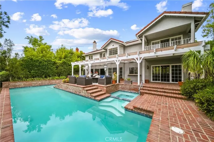 Property Photo:  18300 Chatham  CA 91326 