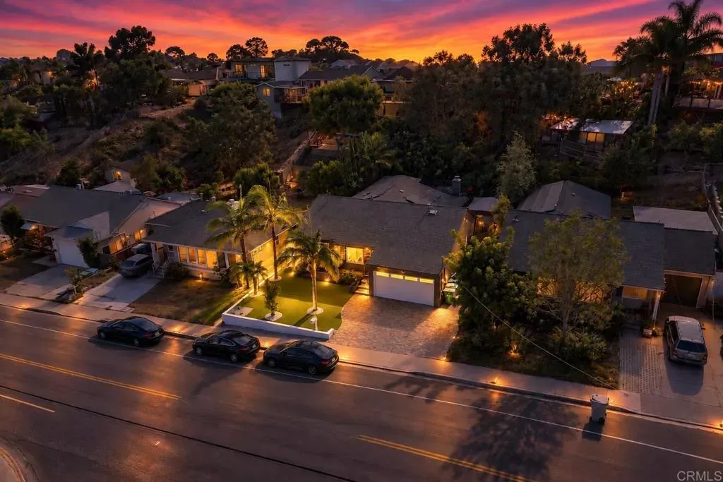 Property Photo: 1904 Gateway Drive CA 92105