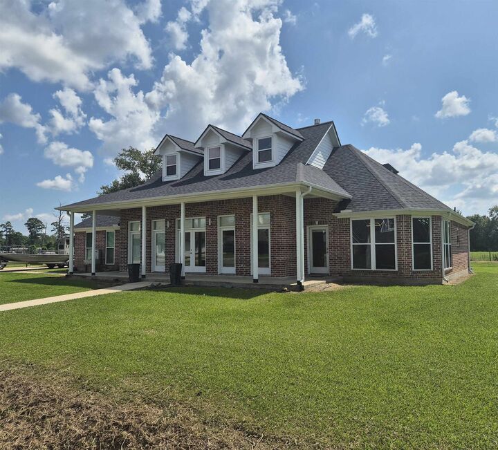 Property Photo:  5326 Atkinson Circle  TX 77630 
