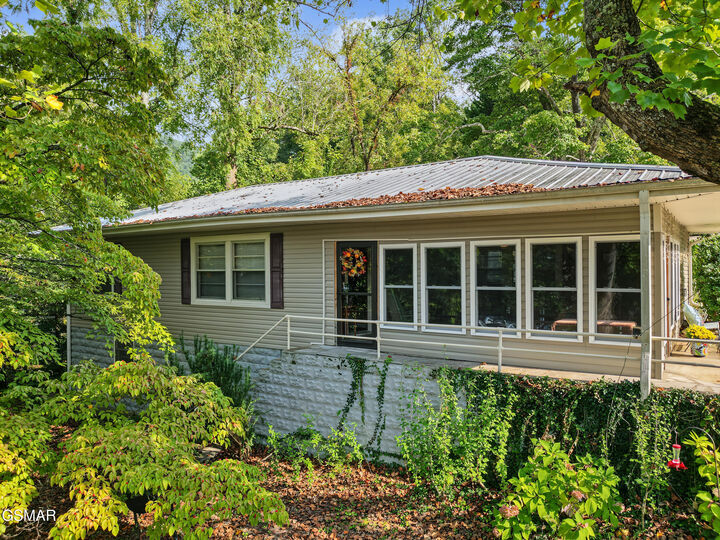 Property Photo:  625 Asbury Lane  TN 37738 