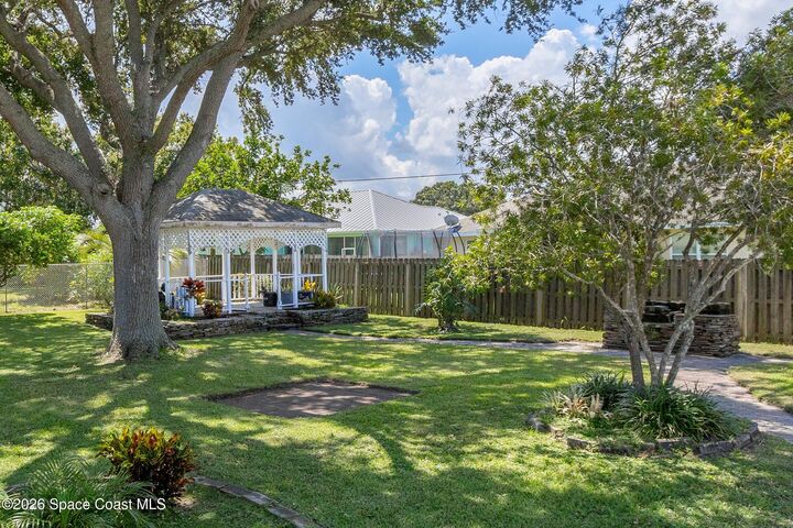 Property Photo:  276 Roman Avenue NE  FL 32907 