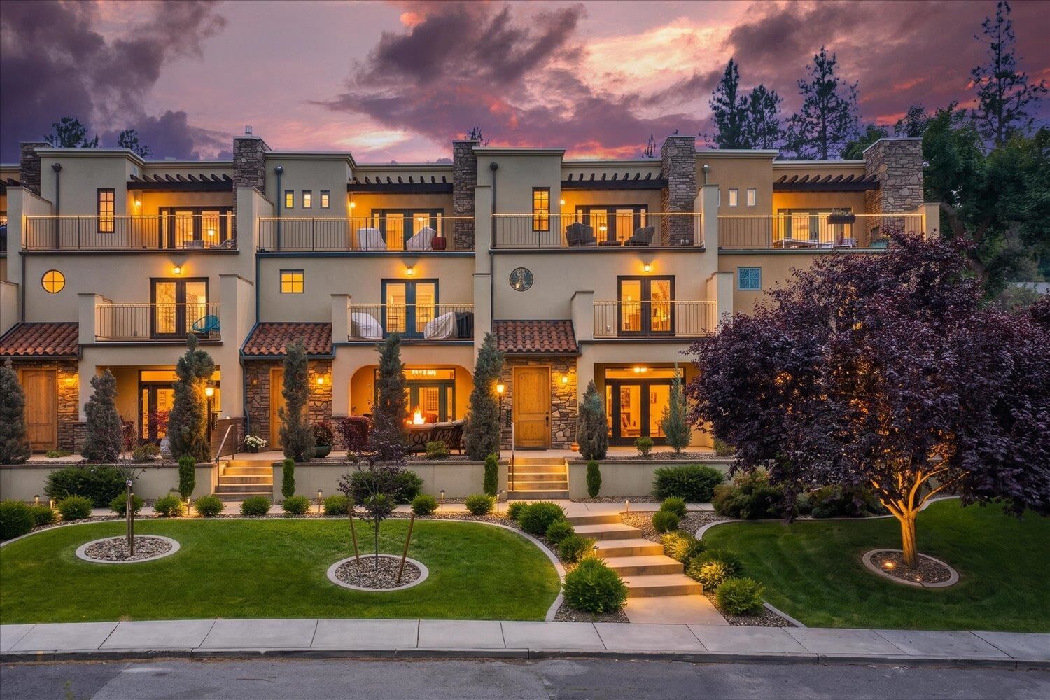 Property Photo: 310 E 10th Ave WA 99202