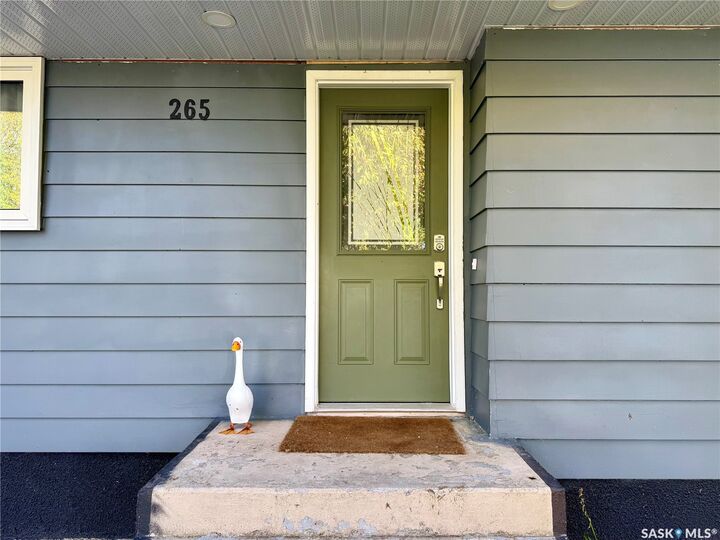 Property Photo:  265 5th Avenue W  SK S0A 2P0 