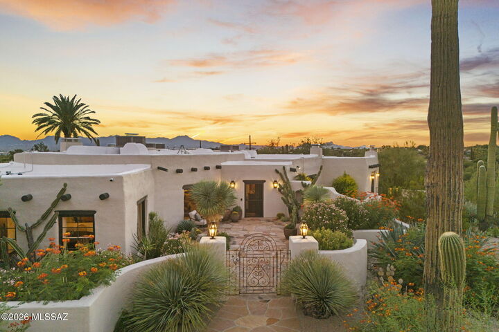 Property Photo:  5353 N Camino Escuela  AZ 85718 