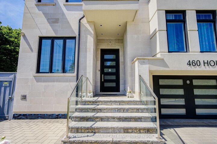 Property Photo: 460 Hounslow Avenue ON M2R 1H8