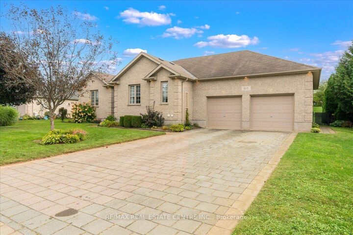 Property Photo:  515 Woodward Drive  ON N0L 1W0 