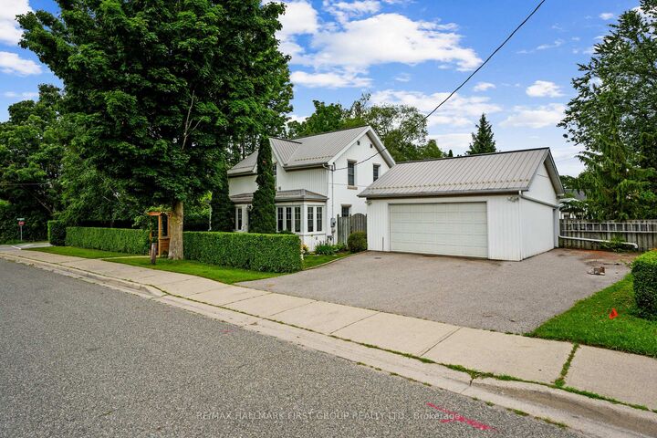 Property Photo:  34 Croft Street  ON L1A 1Y9 