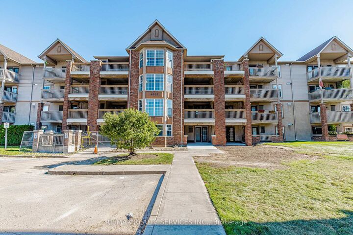 Property Photo:  4005 Kilmer Drive 310  ON L7M 4M2 