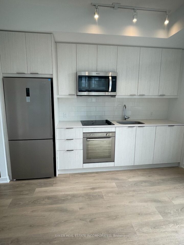 Property Photo:  38 Forest Manor Road 415  ON M2J 0H4 