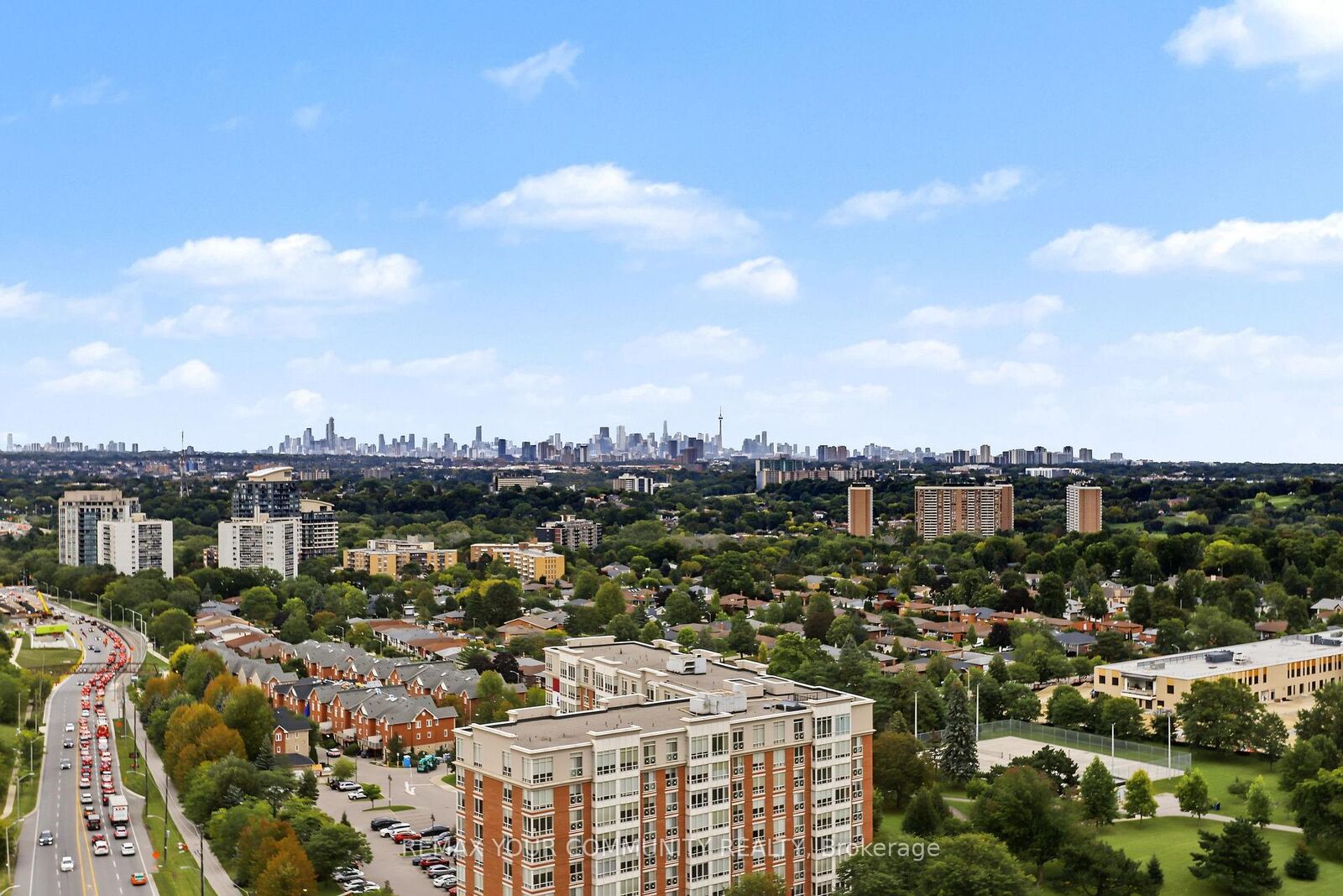 Property Photo:  4010 Eglinton Avenue W 1913  ON M9A 0G5 