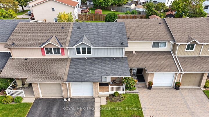 Property Photo:  531 Dorchester Drive  ON L1J 6L3 