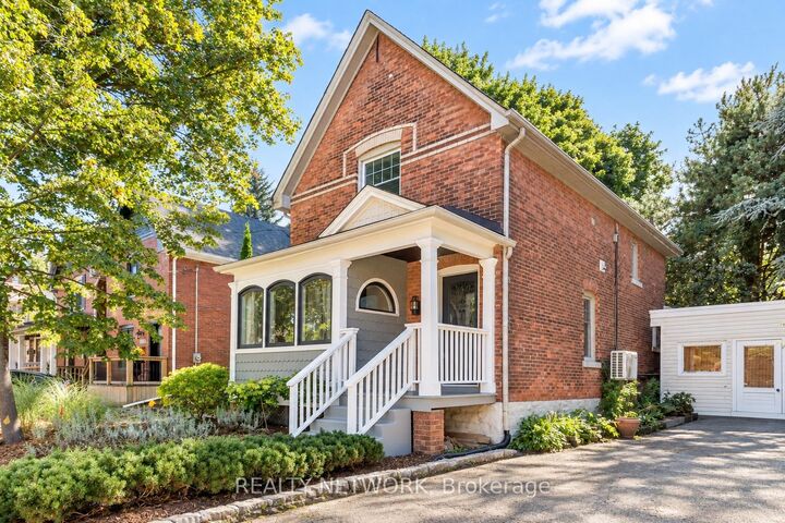 Property Photo:  17 Gerrard Street  ON L2R 5S8 