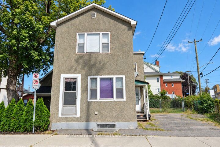 Property Photo:  321 Savard Avenue  ON K1L 7S1 