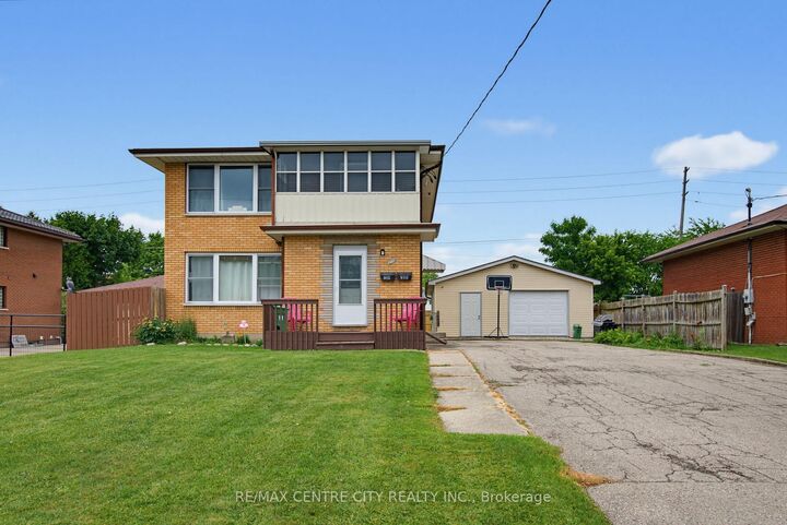 Property Photo:  204 Burnside Drive  ON N5V 1B7 