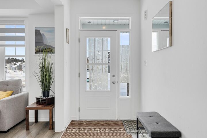Property Photo:  22 Dyer Crescent  ON P1L 0N4 