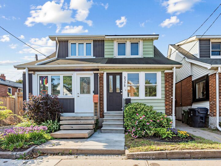 Property Photo:  2375 Gerrard Street E  ON M4E 2E7 