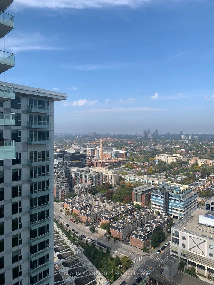 Property Photo:  50 Ordnance Street 3104  ON M6K 0C9 