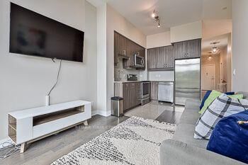 Property Photo:  9205 Yonge Street Ne103  ON L4C 6Z2 
