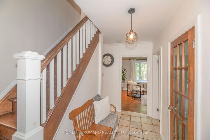 Property Photo:  45 Riverview Heights  ON M9P 2N3 