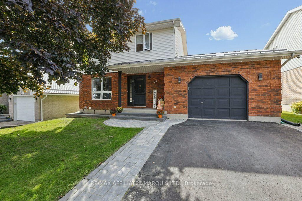 Property Photo:  23 Barnhart Drive  ON K0C 1P0 