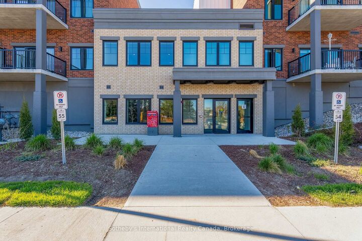 Property Photo:  121 Mary Street 418  ON L0M 1G0 