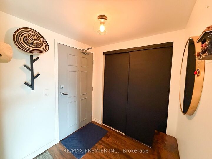 Property Photo: 7 Kay Crescent 315 ON N1L 0P9