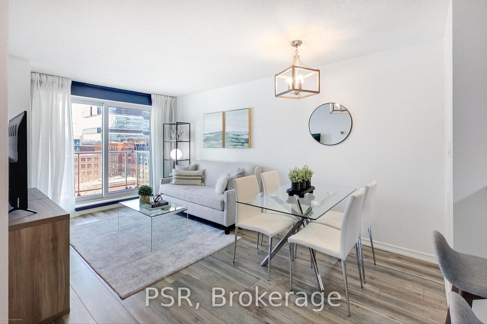 Property Photo:  230 King Street E 1023  ON M5A 1K5 