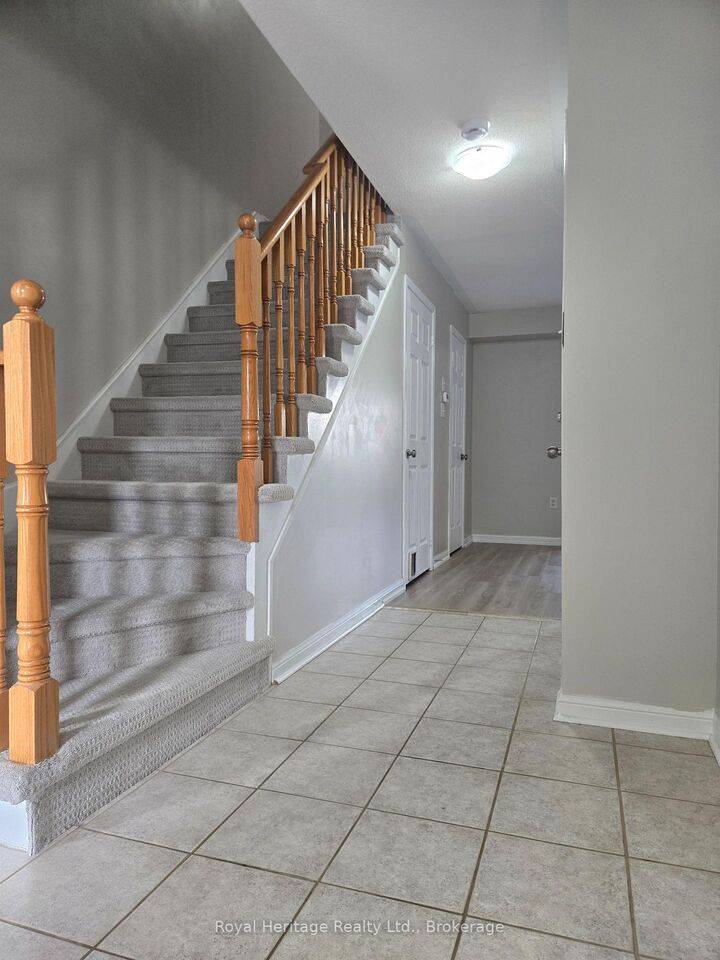 Property Photo:  67 Toscana Drive  ON L1R 2Z3 