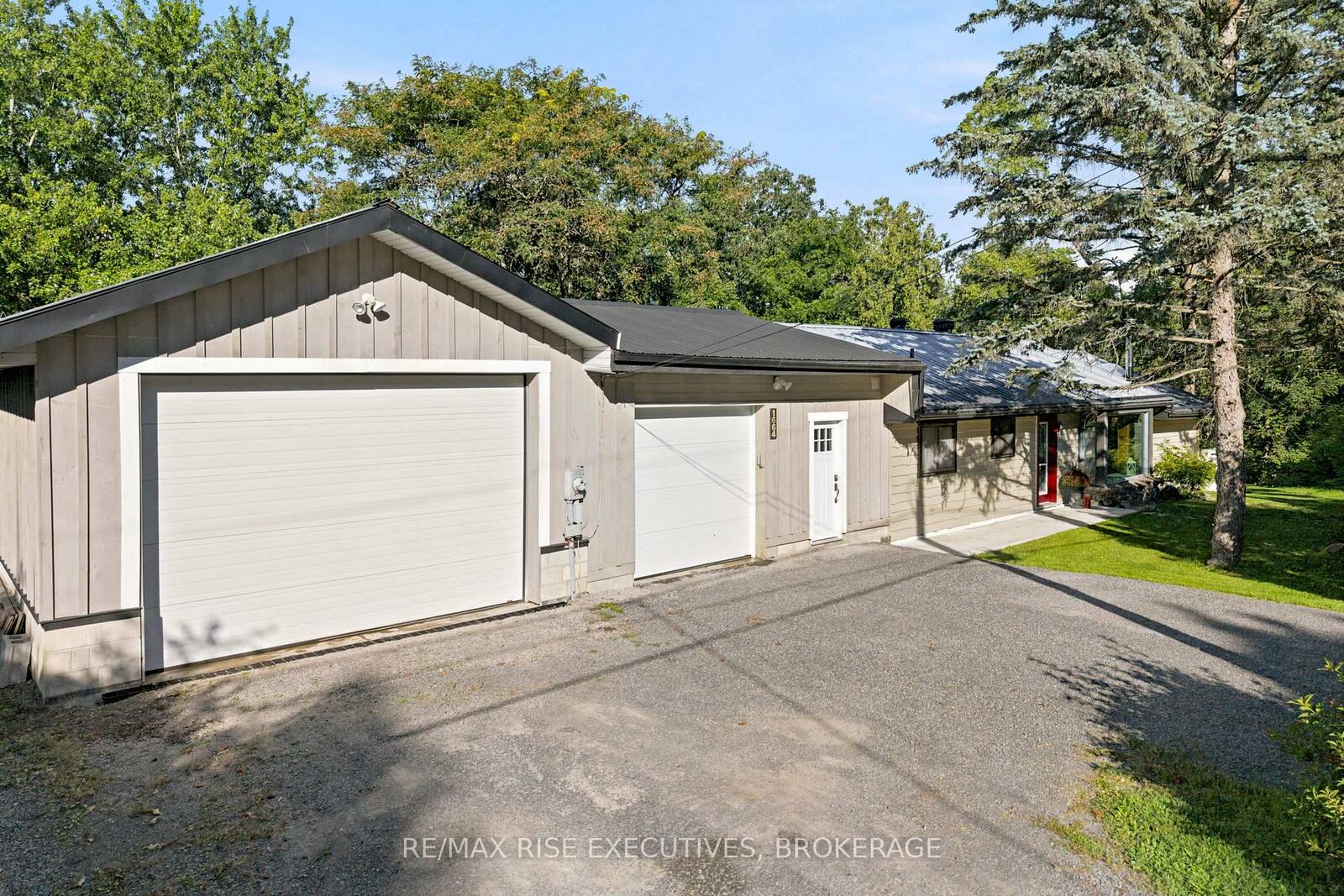 Property Photo:  1664 Shore Road  ON K7L 0C1 